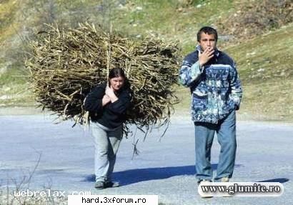 Poza zilei ... - uite`l pe roman :)) , poti sa te superi pe el ?? - De toate pentru toti